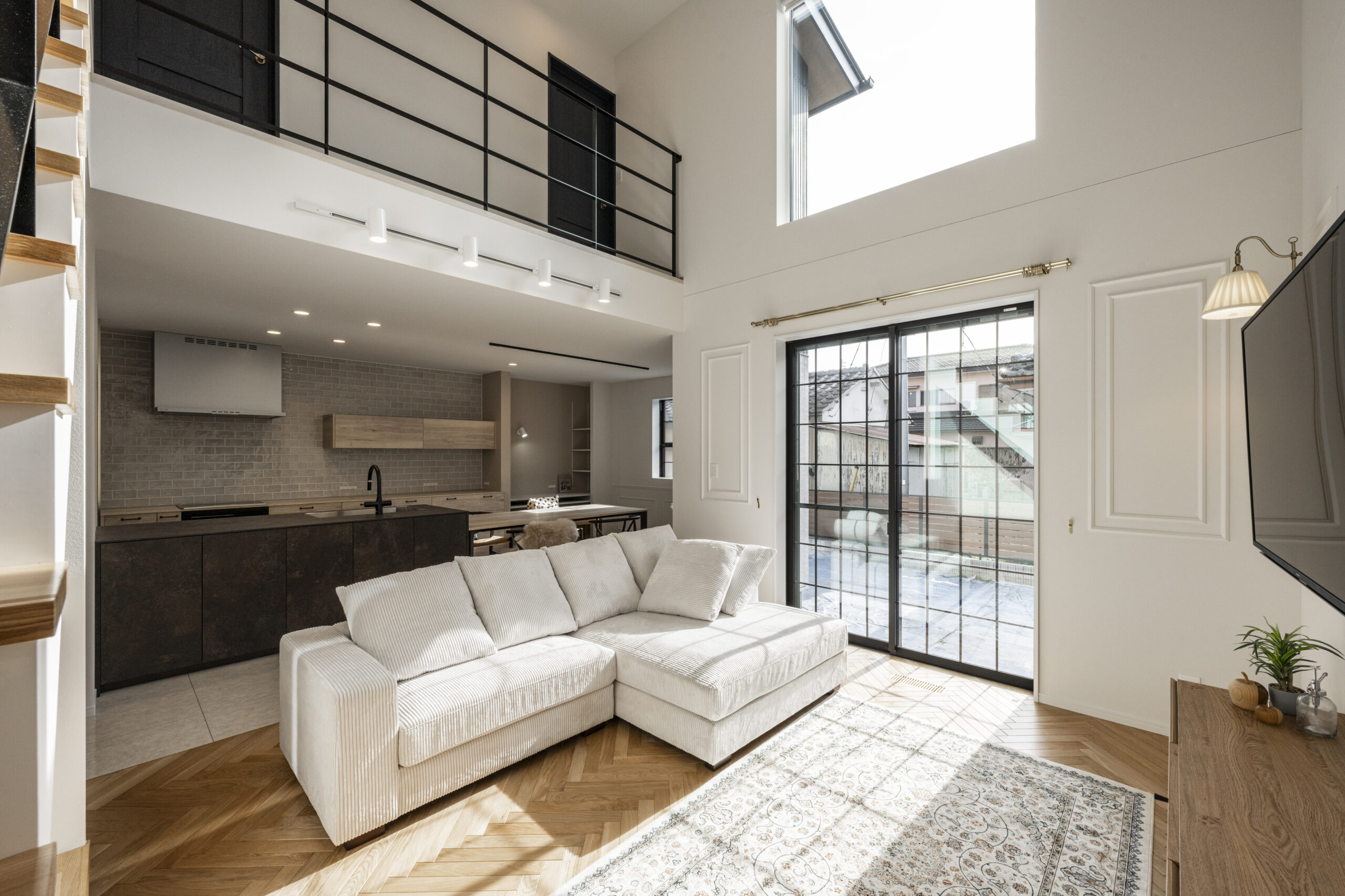 回遊導線のある欧米テイストのお家