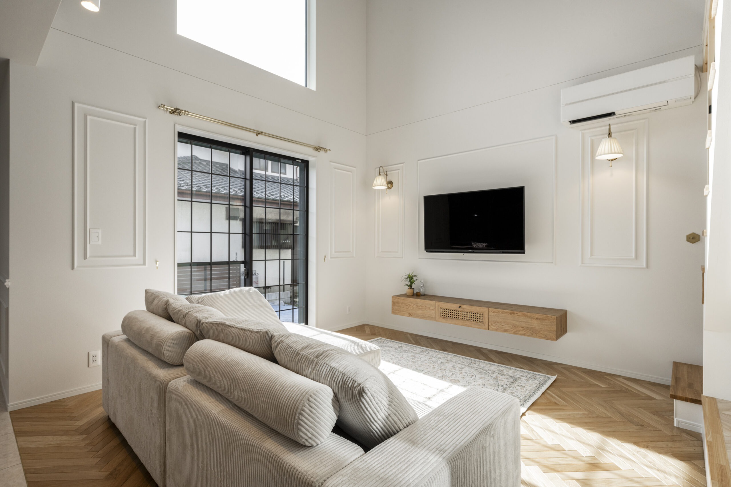 回遊導線のある欧米テイストのお家