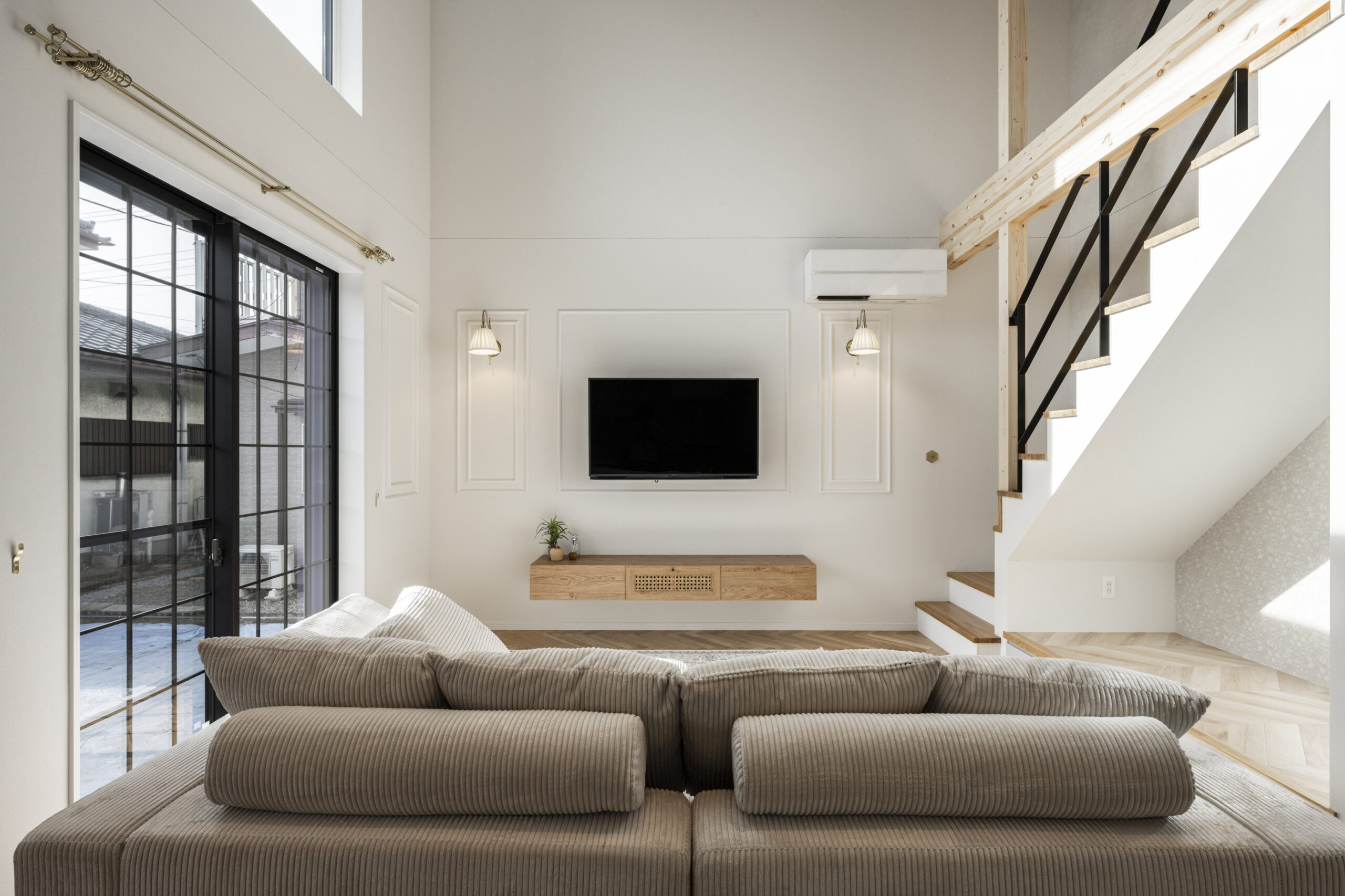 回遊導線のある欧米テイストのお家